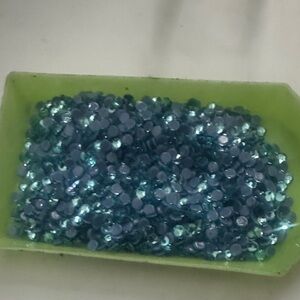 Aqua Blue Rhinestone Mix in Green Tray
